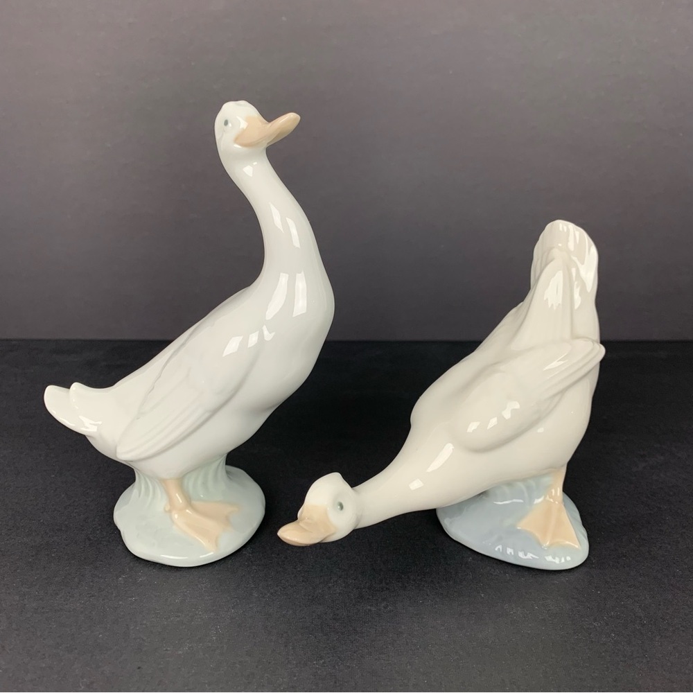Lot Of 2 Nao by Lladro Curious Goose Geese Figurine Spain Vtg Glossy Birds